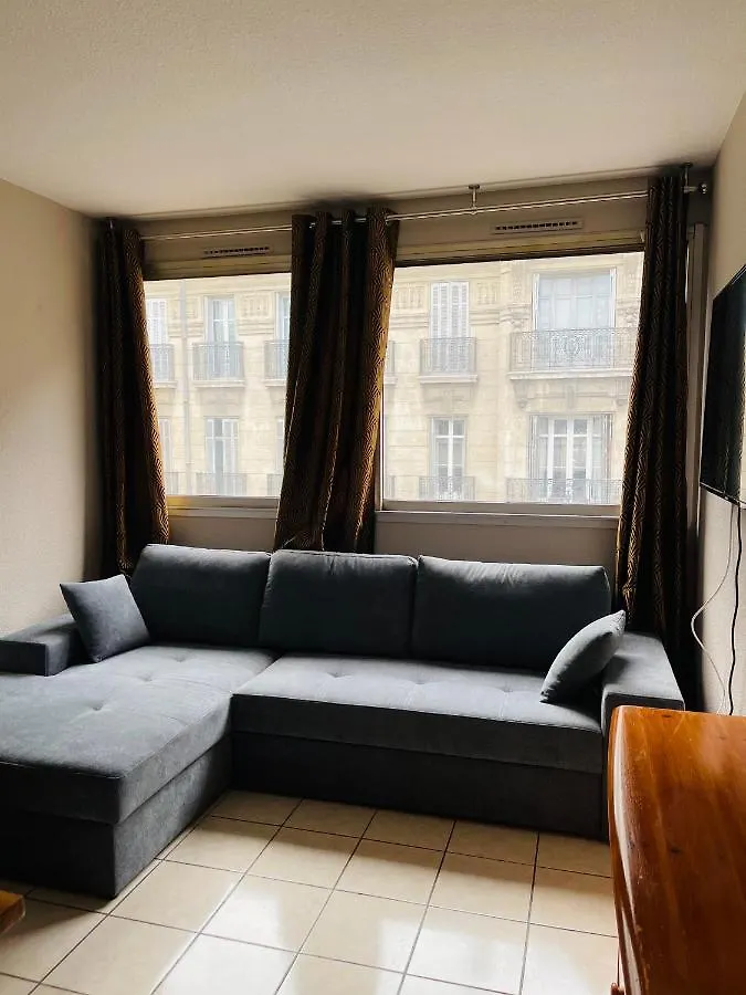 Studio Paradis Marsiglia Francia